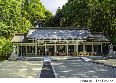 宮崎県護国神社　拝殿　宮崎県宮崎市 133156872
