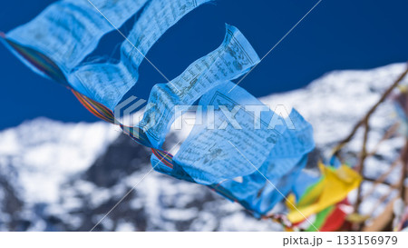 中国雲南省・梅里雪山に靡くタルチョ / Meili Snow Mountains, China 133156979