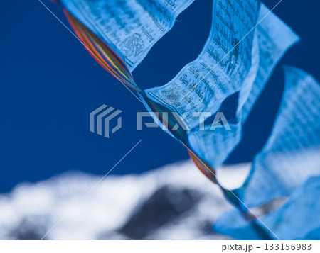 中国雲南省・梅里雪山に靡くタルチョ / Meili Snow Mountains, China 133156983