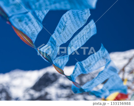 中国雲南省・梅里雪山に靡くタルチョ / Meili Snow Mountains, China 133156988