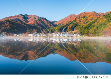 中綱湖（秋） 133157696