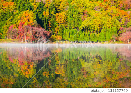中綱湖（秋） 133157749