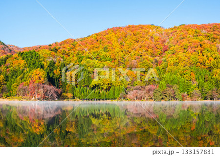 中綱湖（秋） 133157831