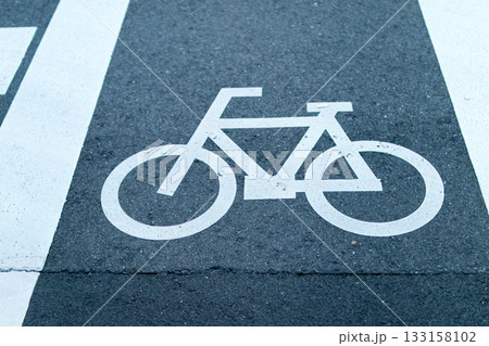 自転車専用通行帯 自転車専用通行帯 133158102