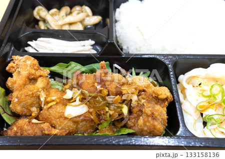 おいしい中華弁当、油淋鶏弁当 おいしい中華弁当、油淋鶏弁当 133158136