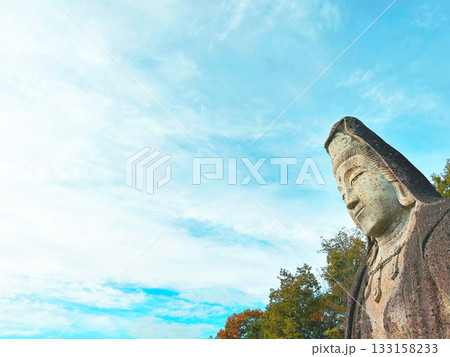 空を見上げる観音像・大谷観音 空を見上げる観音像・大谷観音 133158233