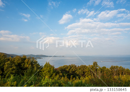 日本の瀬戸内海のとても美しい秋の風景 日本の瀬戸内海のとても美しい秋の風景 133158645