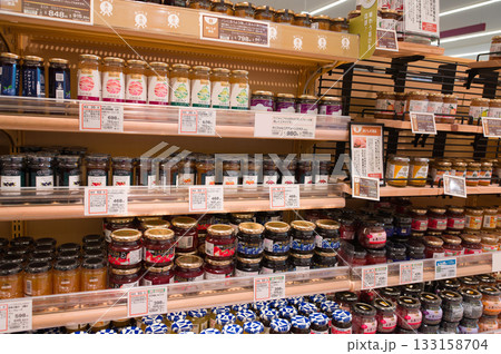 11月・人気のジャム売り場 133158704