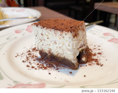 イタリア生まれのデザート ティラミス 133162140
