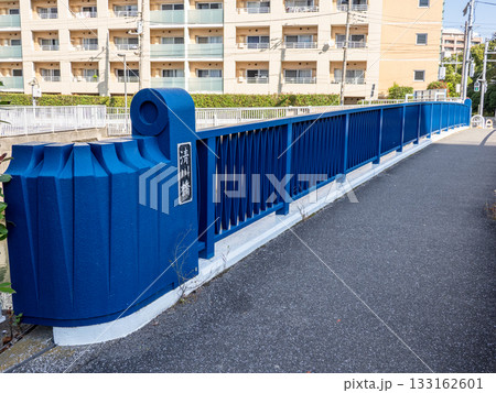 仙台堀川に架かる「清川橋」の銘板（東京都江東区） 133162601