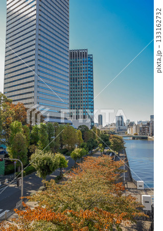大坂京阪京橋駅　周辺の街並み 133162732