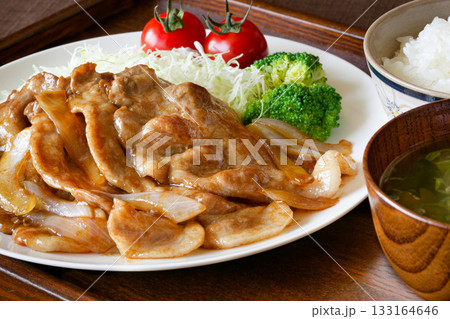 豚肉生姜焼き 133164646