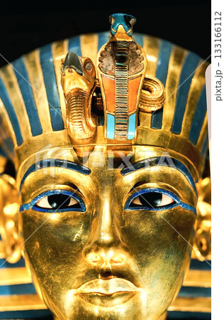 ギザ・大エジプト博物館 ツタンカーメンの黄金のマスク ギザ・大エジプト博物館 ツタンカーメンの黄金のマスク 133166112