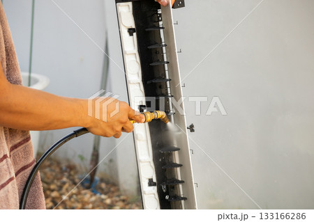 air conditioning cleaning service with water spray air conditioning cleaning service with water spray 133166286