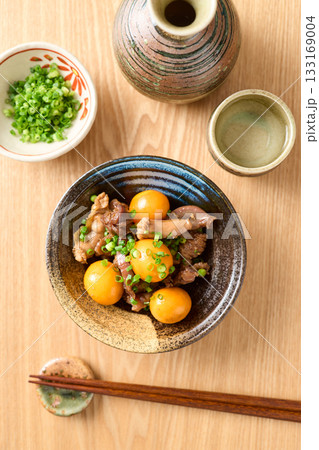 鶏もつ煮 133169004