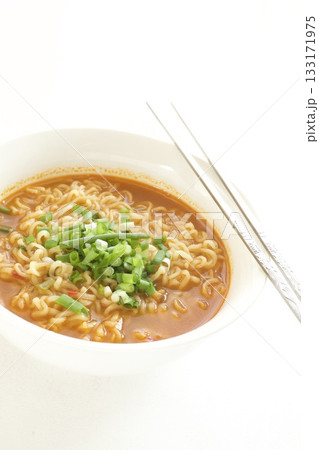 韓国のインスタントラーメン 韓国のインスタントラーメン 133171975