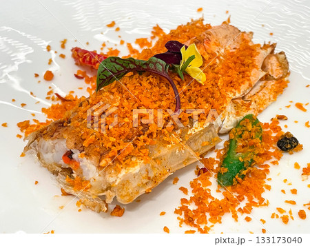 中国広東料理・避风塘炒虾爬（シャコのスパイス揚げ） 133173040