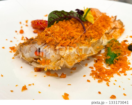 中国広東料理・避风塘炒虾爬（シャコのスパイス揚げ） 133173041