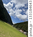 山のある風景、山と田畑 133184643