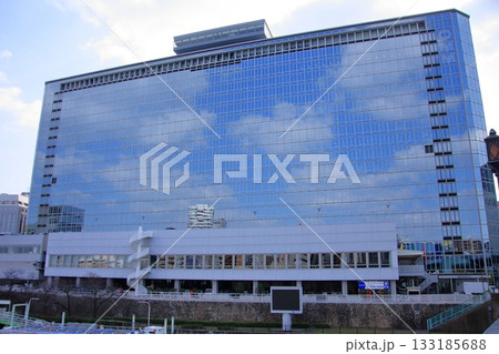 大阪　青空の天満橋駅界隈 133185688