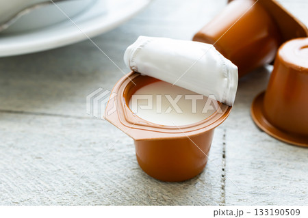 コーヒーフレッシュ　ポーションミルク 133190509