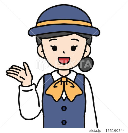 バスガイドの女性が案内をしている 133190844