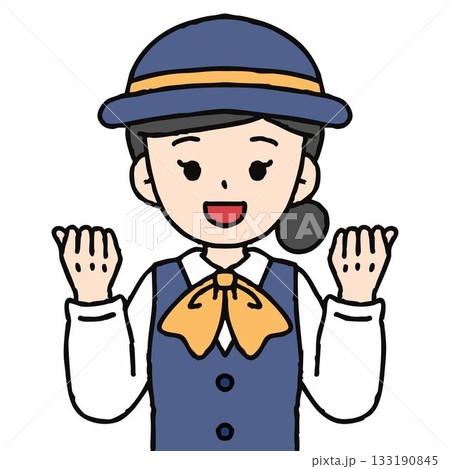 バスガイドの女性がガッツポーズをしている 133190845