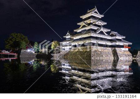 《長野県》松本城の夜景 133191164