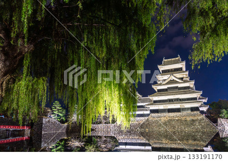 《長野県》松本城の夜景 133191170