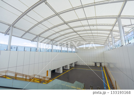 夢洲駅　1号出入口階段 133193168