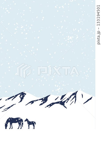 雪原の馬の親子 お正月/年賀状素材 雪原の馬の親子 お正月/年賀状素材 133194501