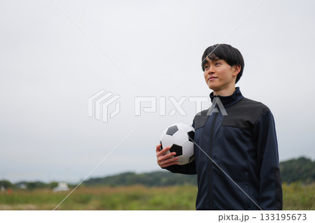 サッカー選手のポートレート 133195673