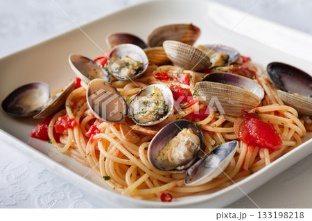 ボンゴレ・ロッソ 133198218