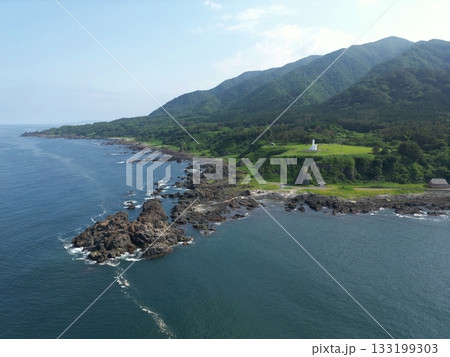 秋田 八峰 チゴキ埼灯(ドローン撮影) 秋田 八峰 チゴキ埼灯(ドローン撮影) 133199303