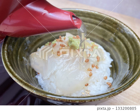 鯛茶漬け 上品な出汁で楽しむ鯛の茶漬け 鯛茶漬け 上品な出汁で楽しむ鯛の茶漬け 133200805