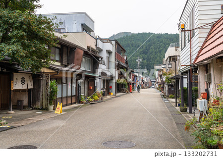 《岐阜県》郡上八幡・八幡町の古い街並み 133202731