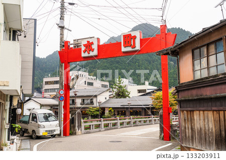 《岐阜県》郡上八幡・八幡町の古い街並み 133203911