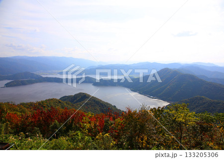 三方テラス　三方五湖レインボーライン　山頂公園　日本海　水月湖　日向湖　菅湖　久々子湖　若狭湾　 133205306