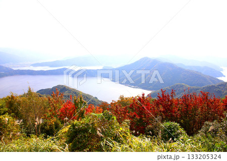 三方テラス　三方五湖レインボーライン　山頂公園　日本海　水月湖　日向湖　菅湖　久々子湖　若狭湾　 133205324
