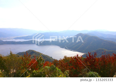 三方テラス　三方五湖レインボーライン　山頂公園　日本海　水月湖　日向湖　菅湖　久々子湖　若狭湾　 133205333