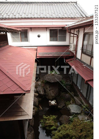 レトロな廊下　温泉宿 133207521