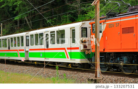 黒部渓谷トロッコ電車 黒部渓谷トロッコ電車 133207531