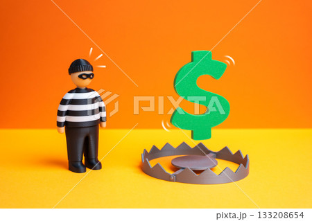 The criminal falls into a trap. Law enforcement success and crime prevention. Security, investigation, and criminal justice The criminal falls into a trap. Law enforcement success and crime prevention. Security, investigation, and criminal justice 133208654