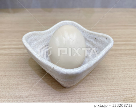 ラーメンの煮玉子 133208712