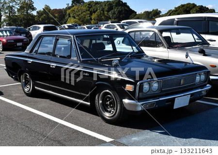 黒い車 (トヨペット・クラウン  3代目  スーパーデラックス） 133211643