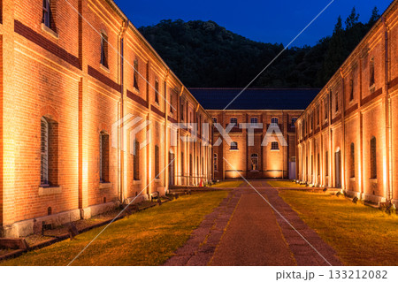 《京都府》舞鶴赤れんがパークの夜景 133212082