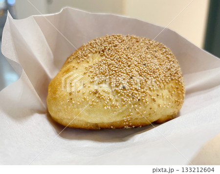 あんぱんのケシの実 133212604