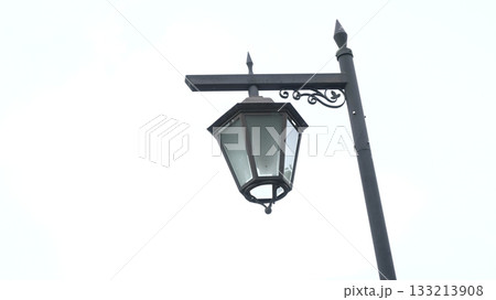 欧風の街路灯 133213908