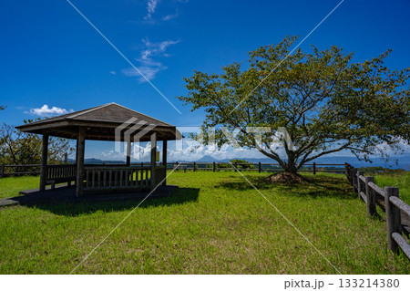 宿利原農村公園の風景と開聞岳 宿利原農村公園の風景と開聞岳 133214380