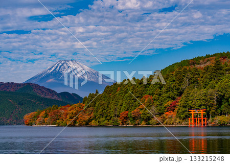 【神奈川県】芦ノ湖・元箱根から見る富士山 133215248